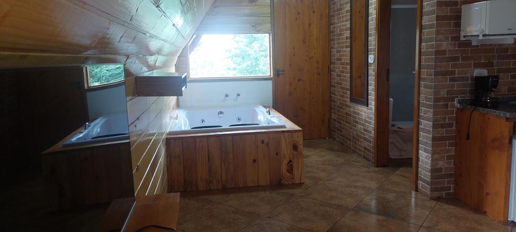 Chale Com Hidromassagem Da Vick Hotel Campos do Jordao Exterior photo