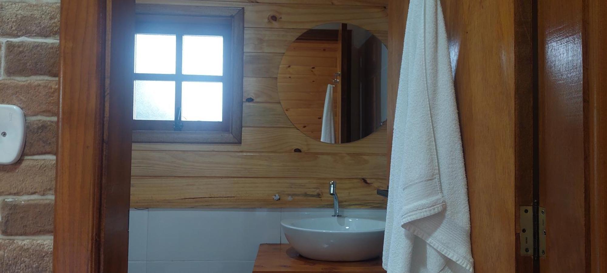 Chale Com Hidromassagem Da Vick Hotel Campos do Jordao Exterior photo