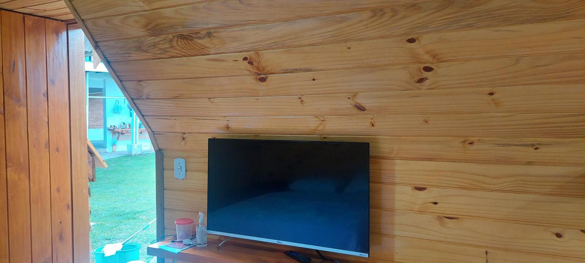 Chale Com Hidromassagem Da Vick Hotel Campos do Jordao Exterior photo
